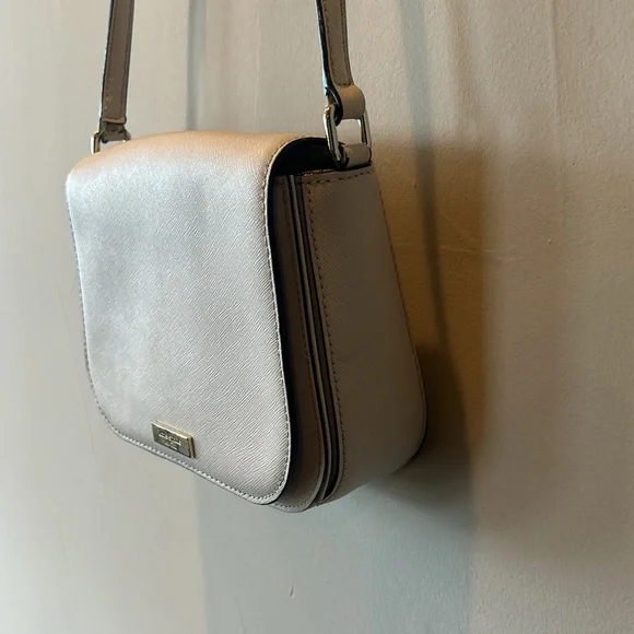 KATE SPADE cream purse - Picture 3 of 5